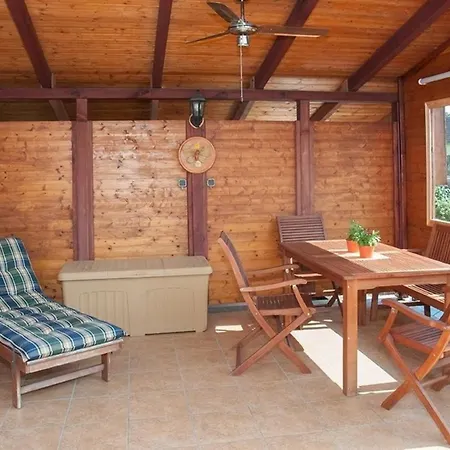 Mit Garten, Grill Und Gemeinschaftspool *