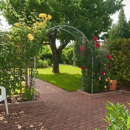 Mit Garten, Grill Und Gemeinschaftspool Holiday home *